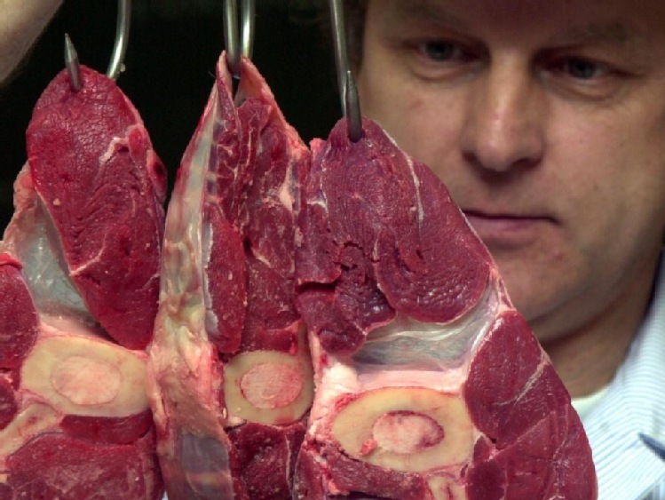Najwięksi producenci mięsa w Brazylii sprzedawali zepsutą wołowinę i drób